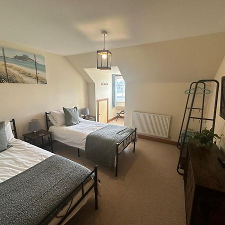 Riverside Brecon Luaran gambar